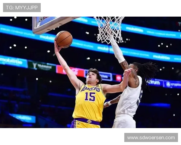 里夫斯压哨绝杀湖人险胜森林狼 关键时刻展现领袖风采